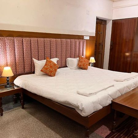 Aavaa Shanti Niwas Varanasi Exterior photo